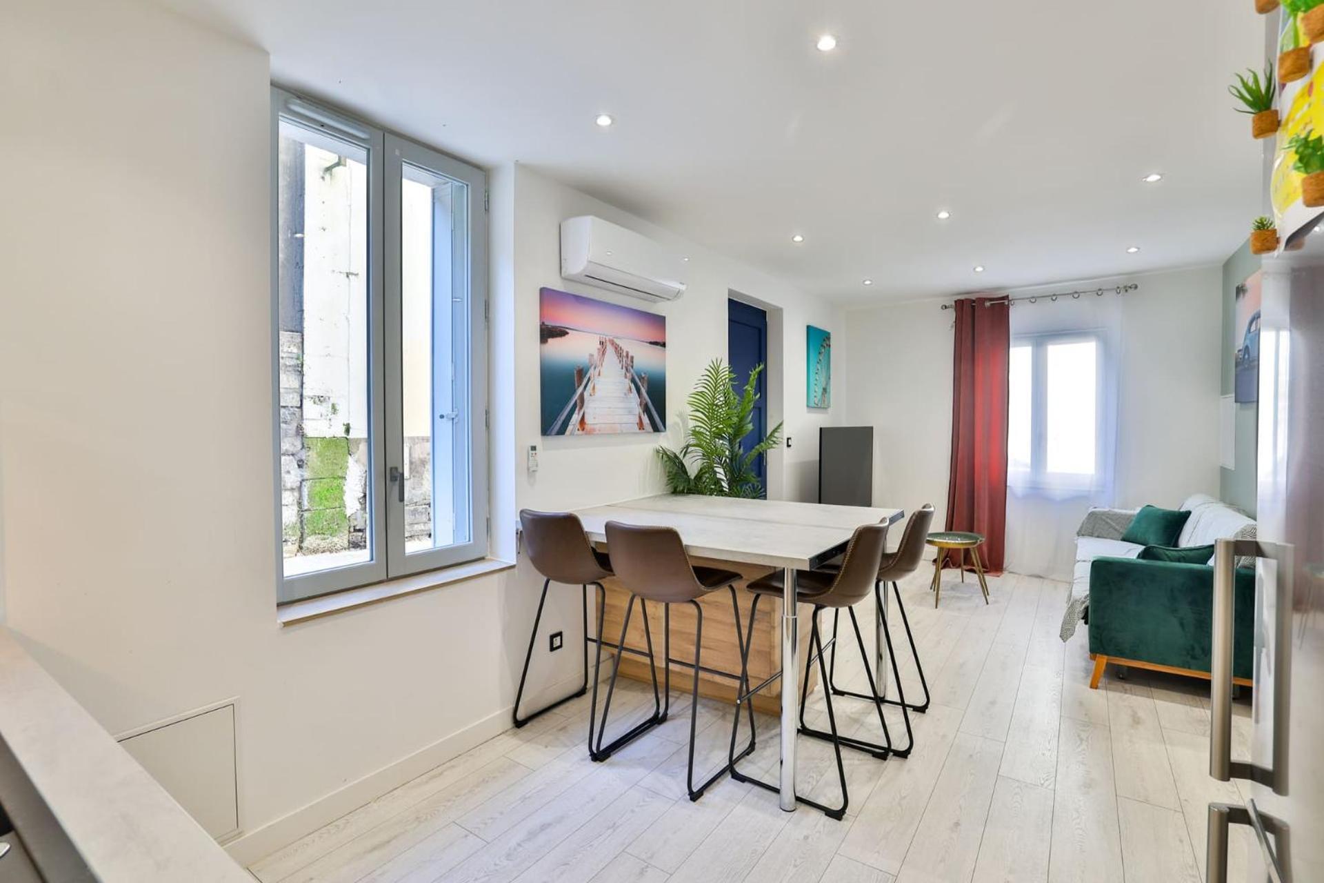 Le Lucien Eco-Appart'Hotel - Angouleme - Centre - Wifi - Parking Prive - Classe 4 Etoiles Exterior photo