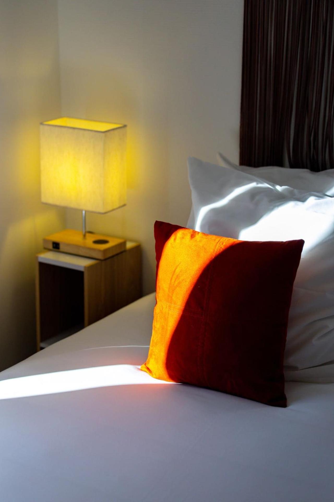 Le Lucien Eco-Appart'Hotel - Angouleme - Centre - Wifi - Parking Prive - Classe 4 Etoiles Exterior photo